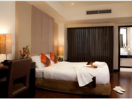 Hiland Suites